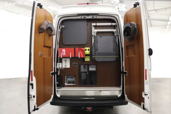 Volkswagen Crafter Albatros Van (2020) – 177 HP, Automat, Vzduchový podvozek a luxusní výbava - fotografie 8