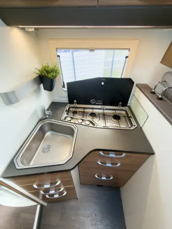 Adria Matrix Axess 670 SL - fotografie 10