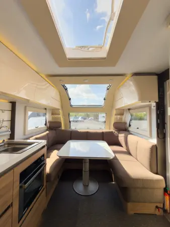 Adria Alpina 663 UK - fotografie 7
