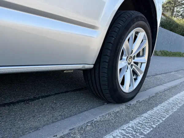 Volkswagen Transporter T6 - long, DSG, 110kW - obytná vestavba - fotografie 9