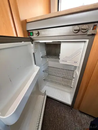 HYMER 5m – Fiat Ducato 2.8 i.d.TD – kompaktní obytňák - fotografie 12