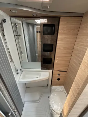 Knaus Van Ti Plus 650 MEG Platinum Selection VW - fotografie 9