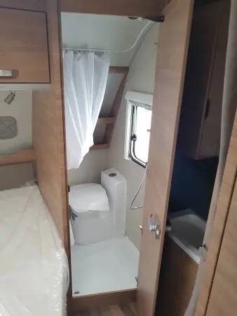 Weinsberg CaraOne 500 FDK - fotografie 17