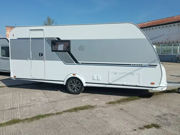 Knaus Sport 500 KD E-Power Selection - fotografie 4