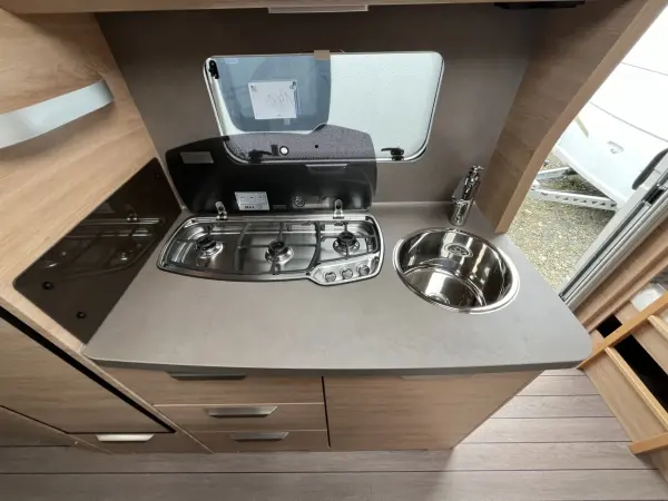 Knaus Südwind 540 FDK 60 Years - fotografie 8
