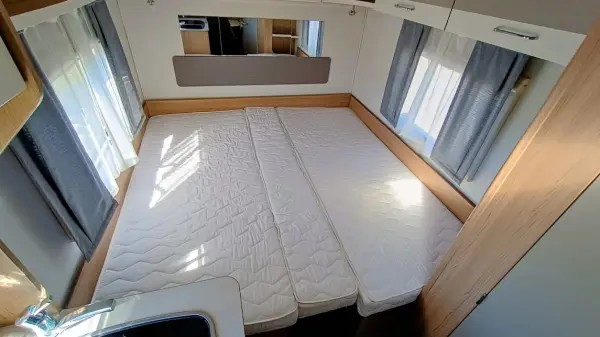 LMC Sassino 460E, Mover, Klimatizace, Markýza + stěny - fotografie 13
