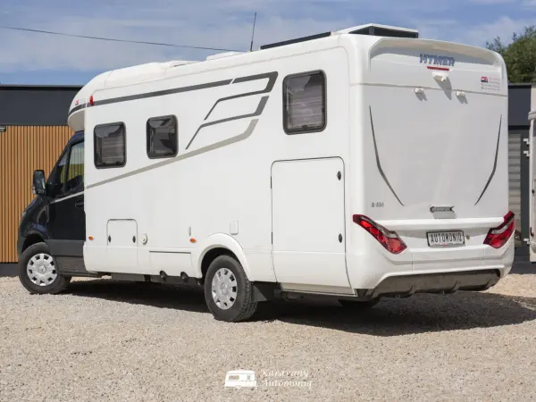 Hymer B 680 Mercedes Plná výbava, 3,5t, Markíza, Klíma, Solar, Nosič, TV, Sat, Stab. nohy, DuoControl, Adaptív - fotografie 3