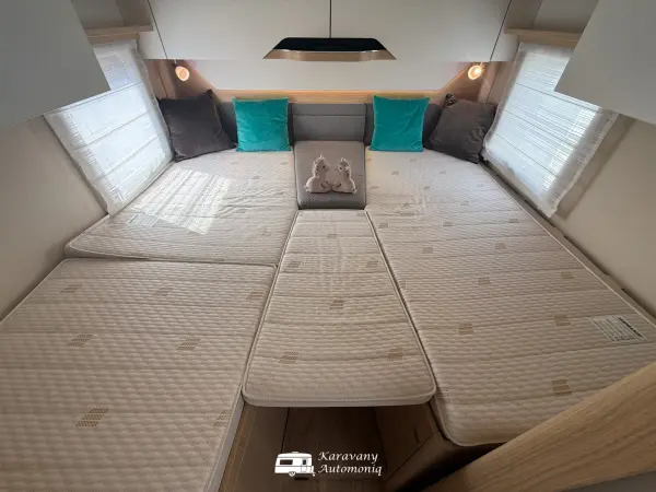 Hymer B 680 Mercedes Plná výbava, 3,5t, Markíza, Klíma, Solar, Nosič, TV, Sat, Stab. nohy, DuoControl, Adaptív - fotografie 9