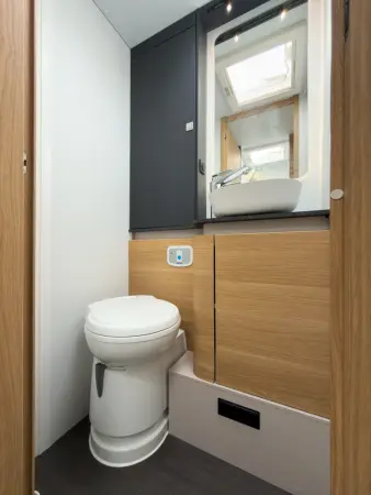 Adria Matrix Axess 670 SL - fotografie 12