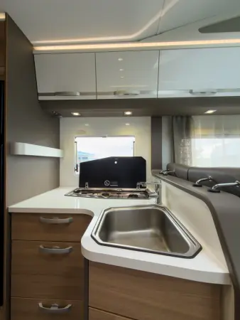 Adria Coral XL Axess 670 SP - fotografie 10