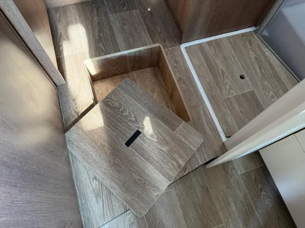 Dethleffs Trend T 7057 EB, 2018, 4 osoby, markýza, Truma, couvací kamera - fotografie 17