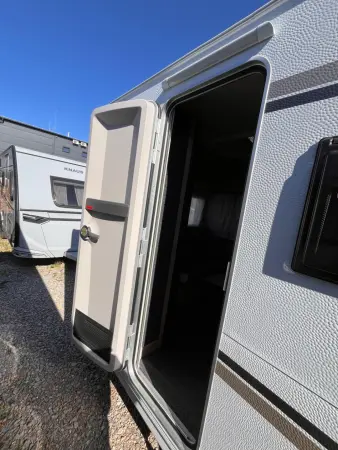 Weinsberg CaraOne 390 QD - fotografie 5