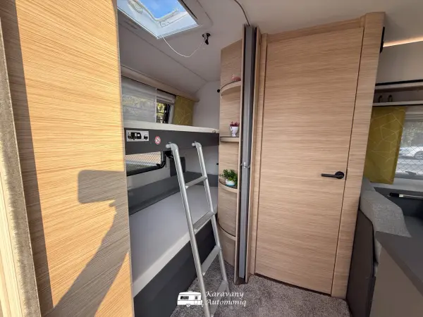 Fendt Apero 495 SKM 6-miest Klíma, Solar, Nosič, Mover, Predstan, TV - fotografie 3