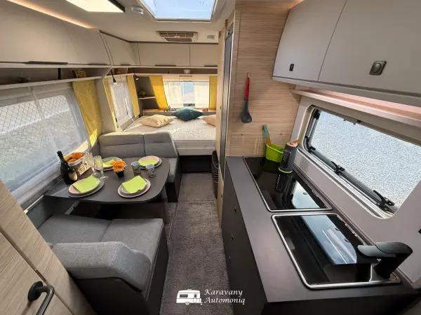 Fendt Apero 495 SKM 6-miest Klíma, Solar, Nosič, Mover, Predstan, TV - fotografie 7