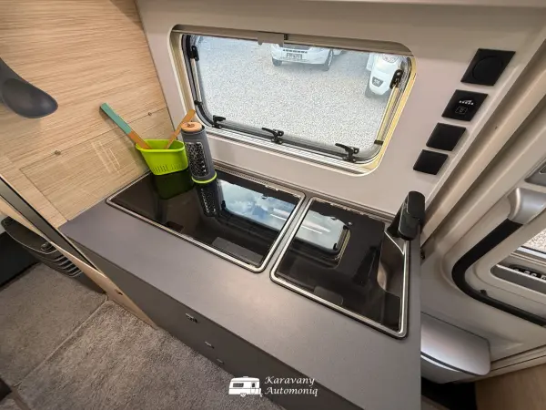 Fendt Apero 495 SKM 6-miest Klíma, Solar, Nosič, Mover, Predstan, TV - fotografie 8